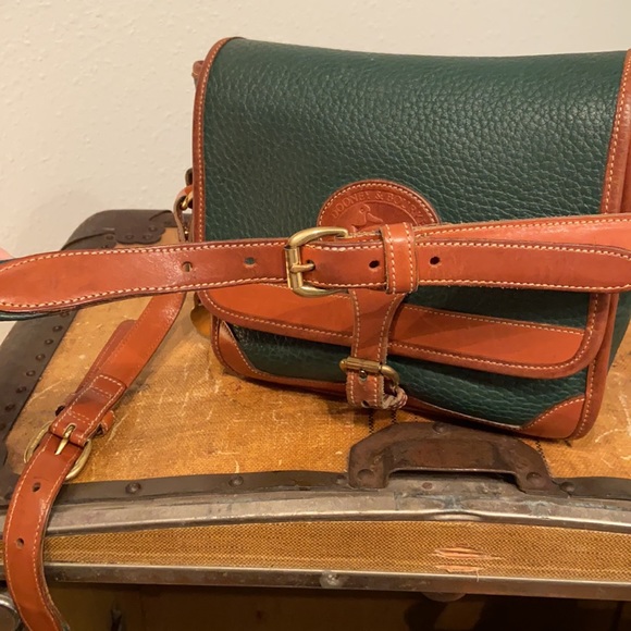 Vintage Dooney & Bourke All-Weather Leather R94 Small Surrey Camera Bag - Picture 5 of 15